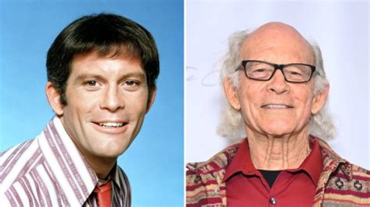 Actor Linden who played Barney Miller