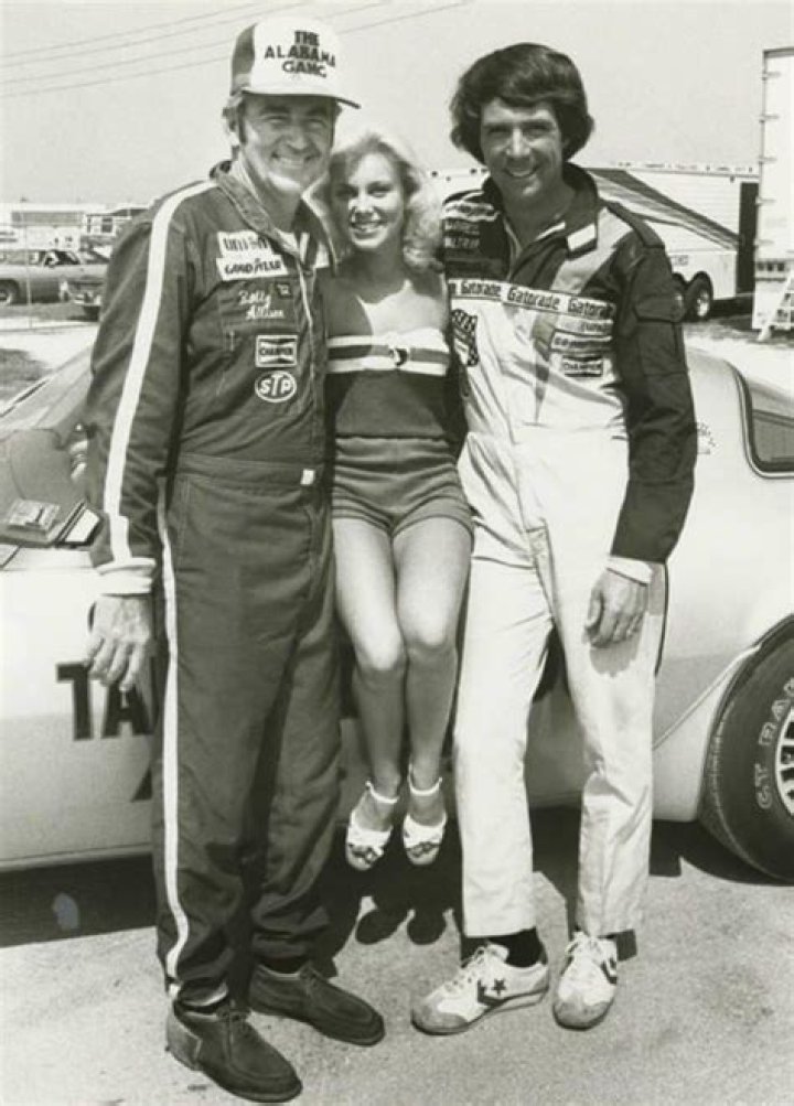 Bobby Allison and Darrell Waltrip's organization: Abbr.