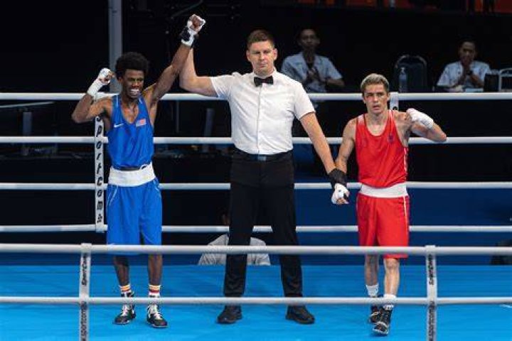Boxing official for short
