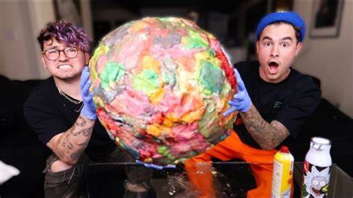 Glob of chewed gum