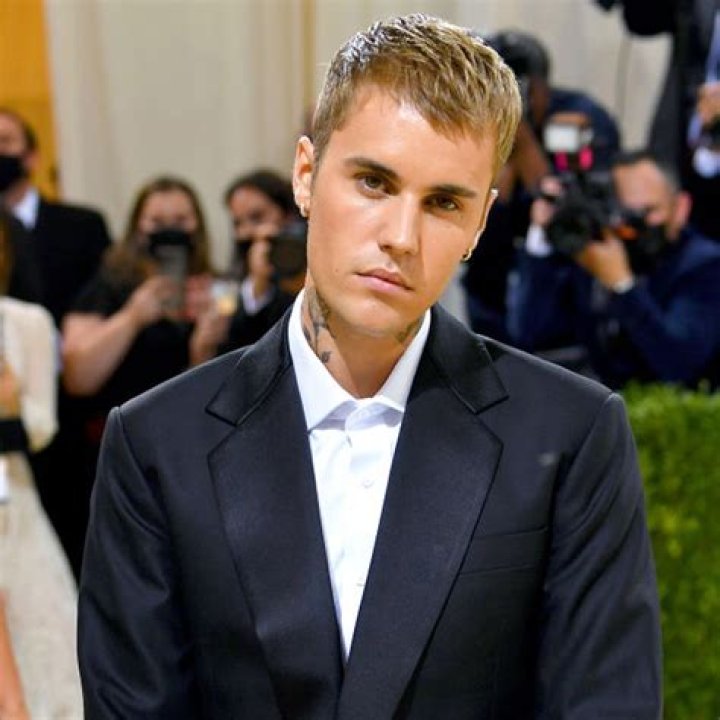 Justin Nieber: The Rise And Fall Of A Pop Icon