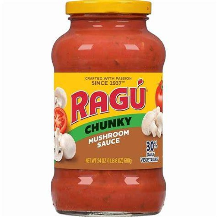 Pasta sauce brand with a Super Chunky Mushroom variety