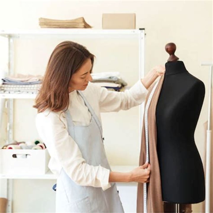 Stunning It's Costume: Discover Custom Made Garments