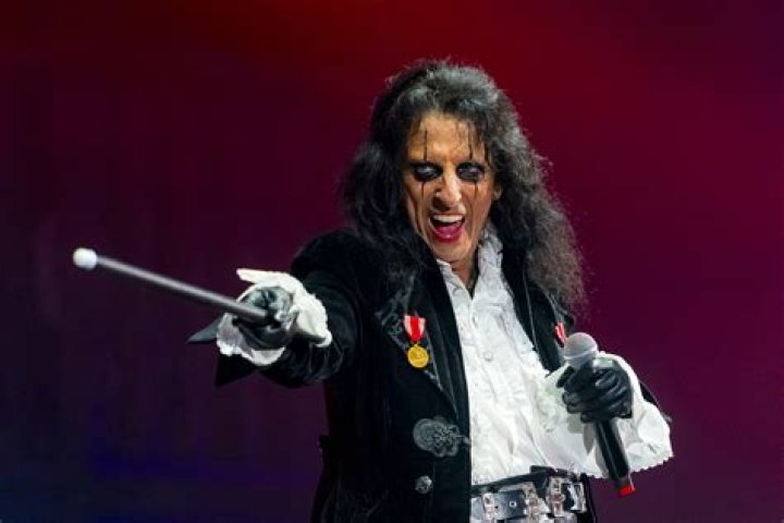 Uncover The Secrets Of Alice Cooper's Lineage: Who Is Alice Cooper's Son?