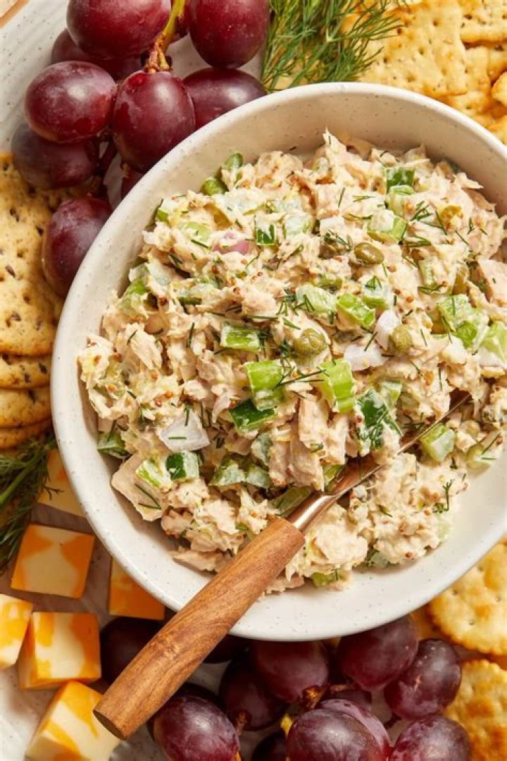 Vegetable often found in tuna salad